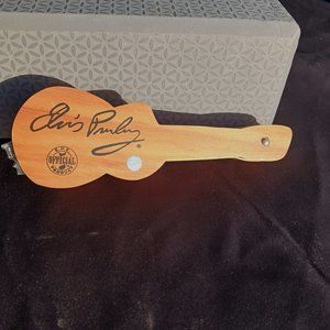 ELVIS PRESLEY PEN AND WOODEN PEN BOX HOLDER